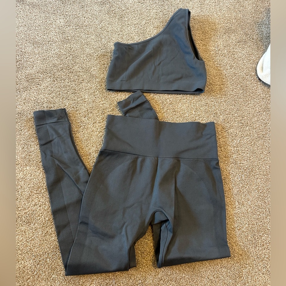 Sportneer Women's 2 Pieces Workout Set Gray